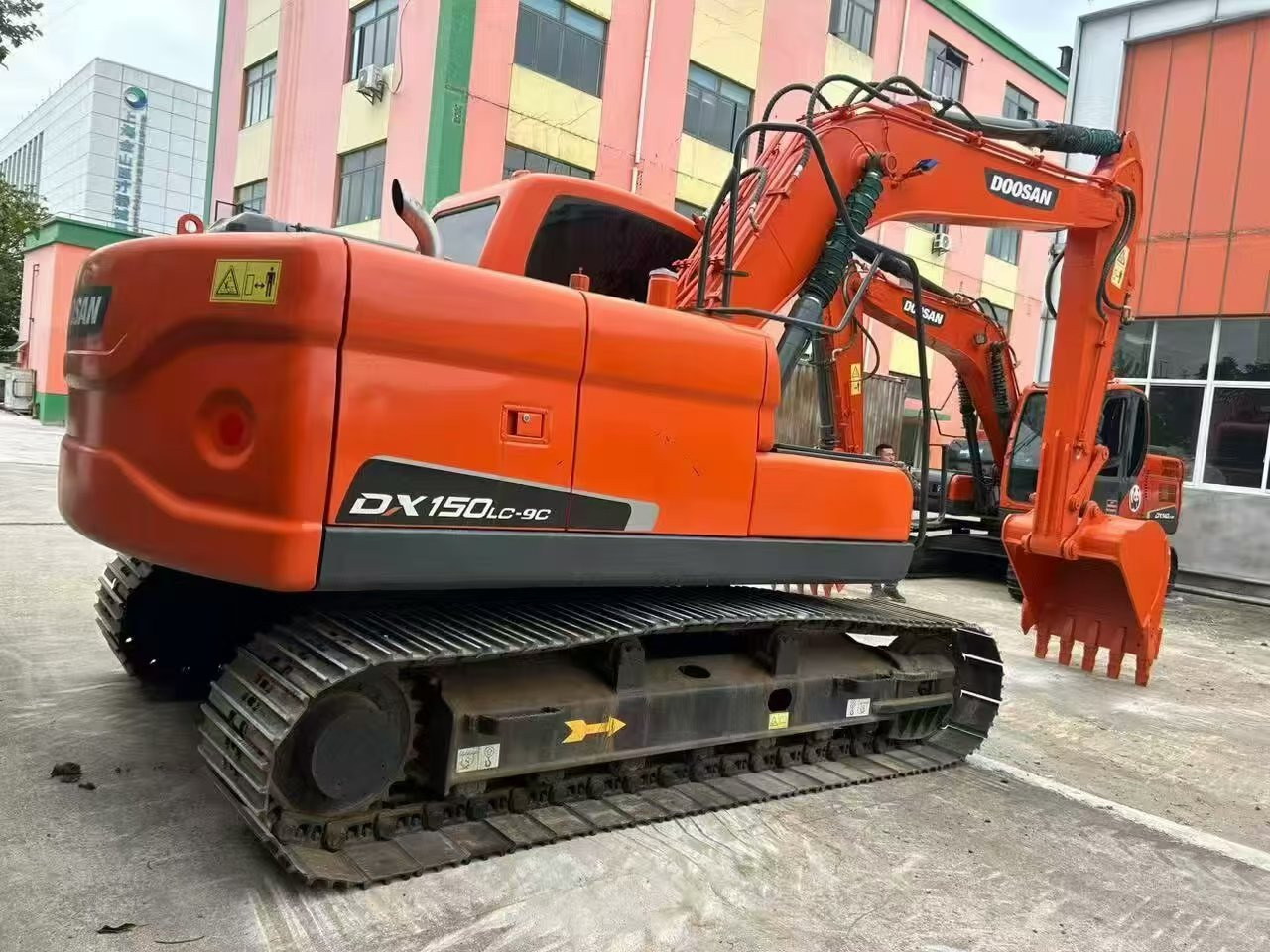 Doosan DX150 - Pásové rýpadlo: obrázok 2 Doosan DX150 - Pásové rýpadlo: obrázok 2