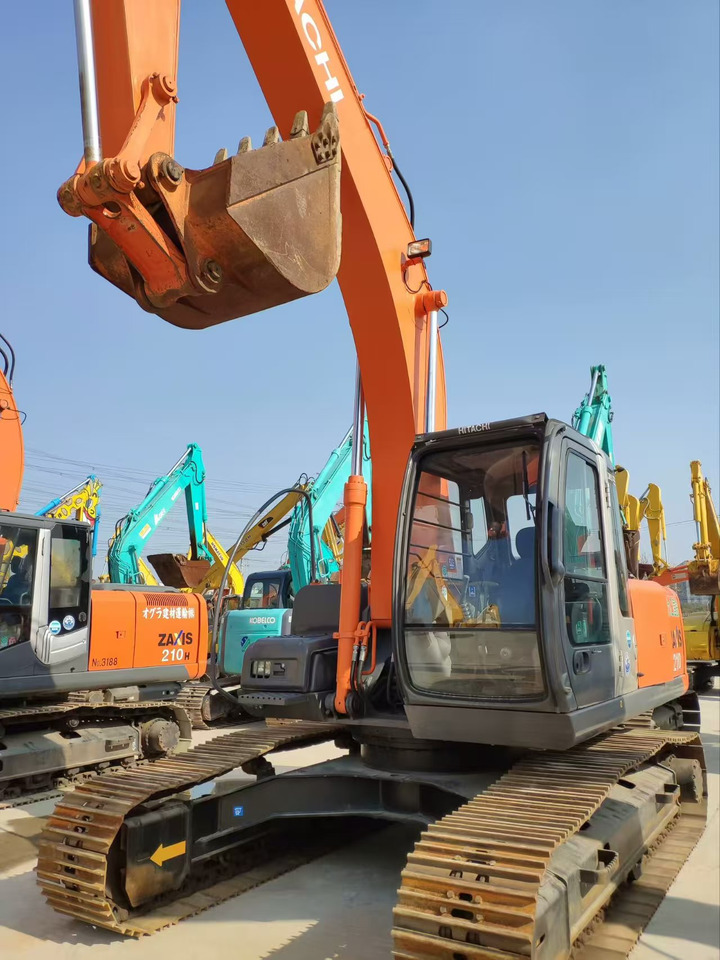 HITACHI ZX120 - Pásové rýpadlo: obrázok 4 HITACHI ZX120 - Pásové rýpadlo: obrázok 4