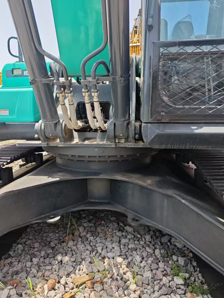 KOBELCO SK350D - Pásové rýpadlo: obrázok 4 KOBELCO SK350D - Pásové rýpadlo: obrázok 4