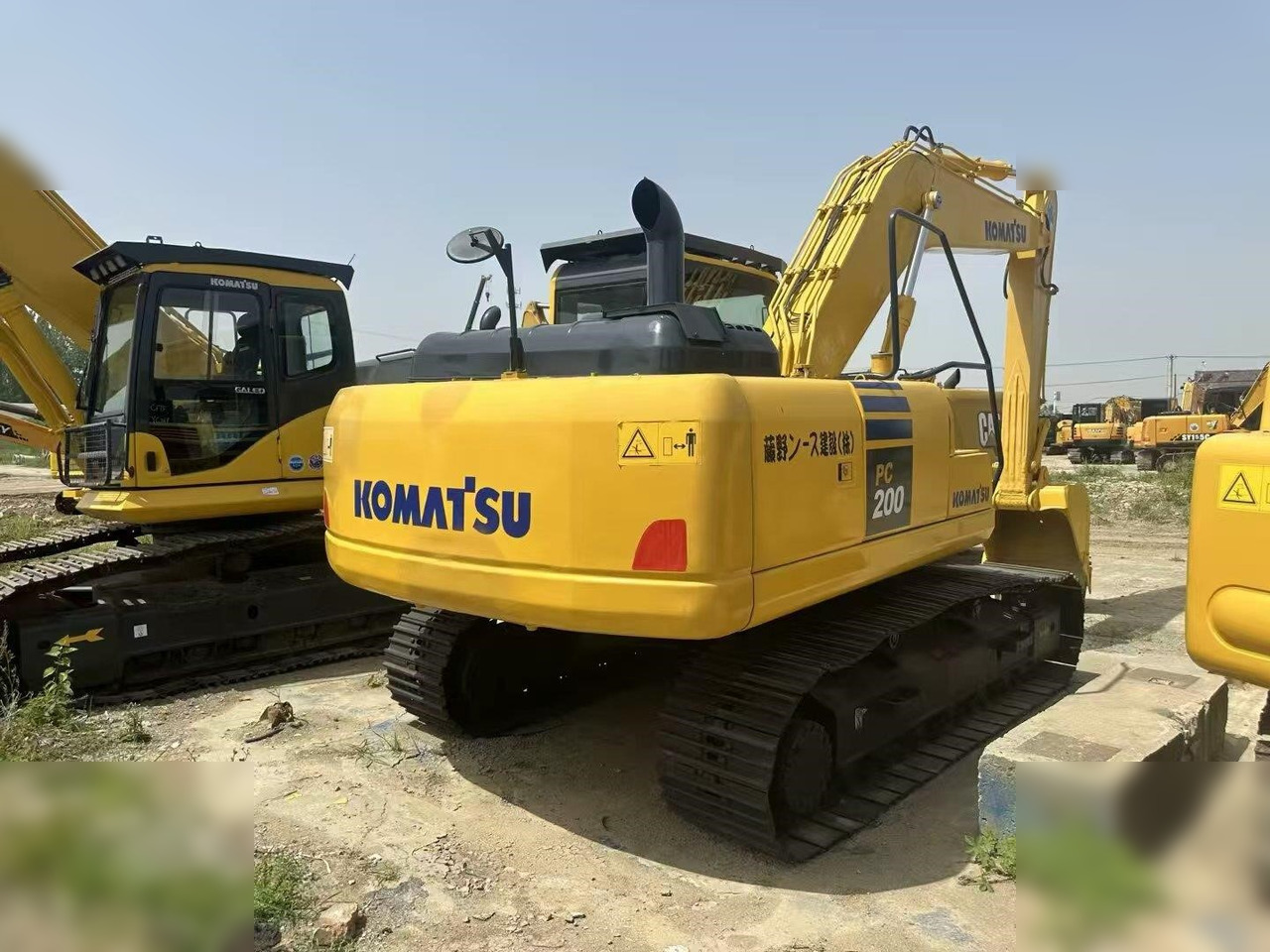 KOMATSU PC200-8 - Pásové rýpadlo: obrázok 2 KOMATSU PC200-8 - Pásové rýpadlo: obrázok 2