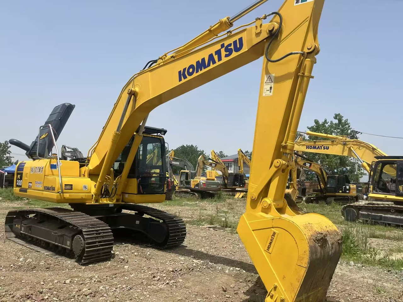 Pásové rýpadlo KOMATSU pc200: obrázok 13 Pásové rýpadlo KOMATSU pc200: obrázok 13