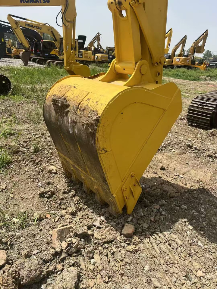 Pásové rýpadlo KOMATSU pc200: obrázok 19 Pásové rýpadlo KOMATSU pc200: obrázok 19