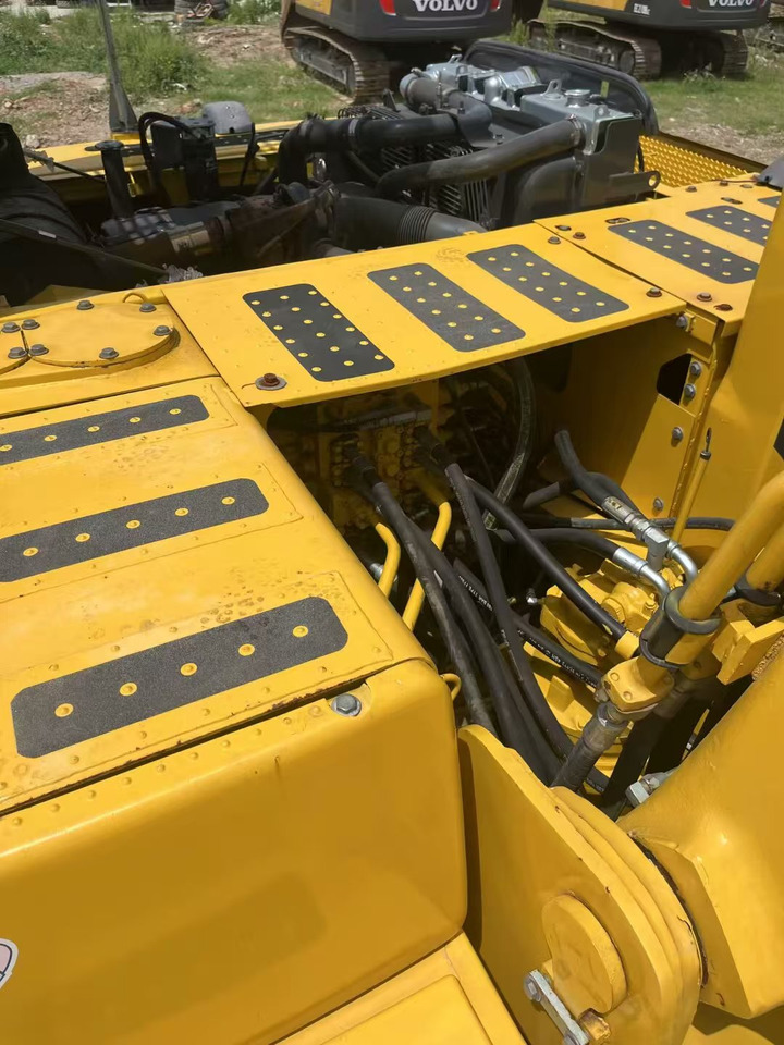 Pásové rýpadlo KOMATSU pc200: obrázok 11 Pásové rýpadlo KOMATSU pc200: obrázok 11