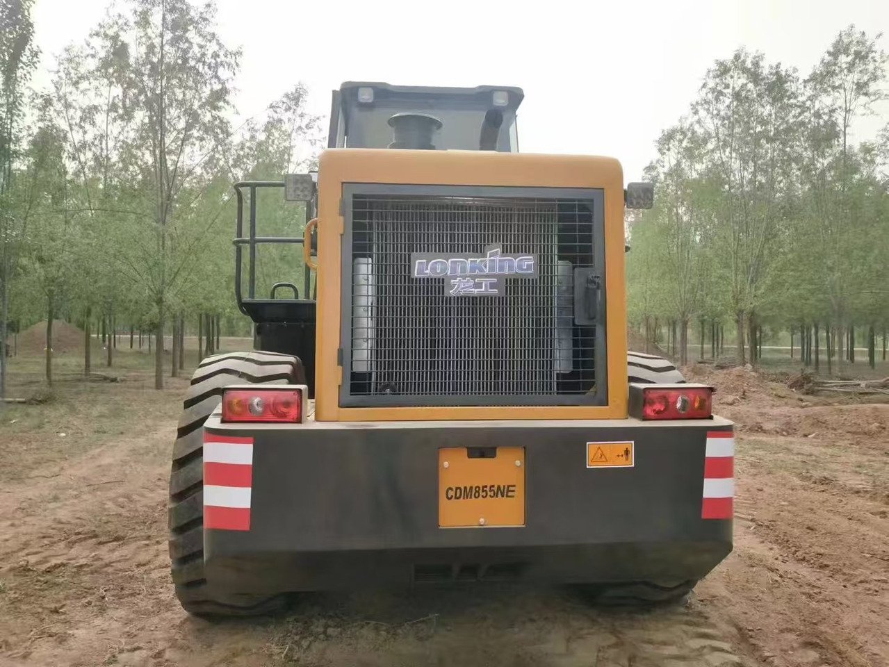 Kolesový nakladač LONKING 885: obrázok 12