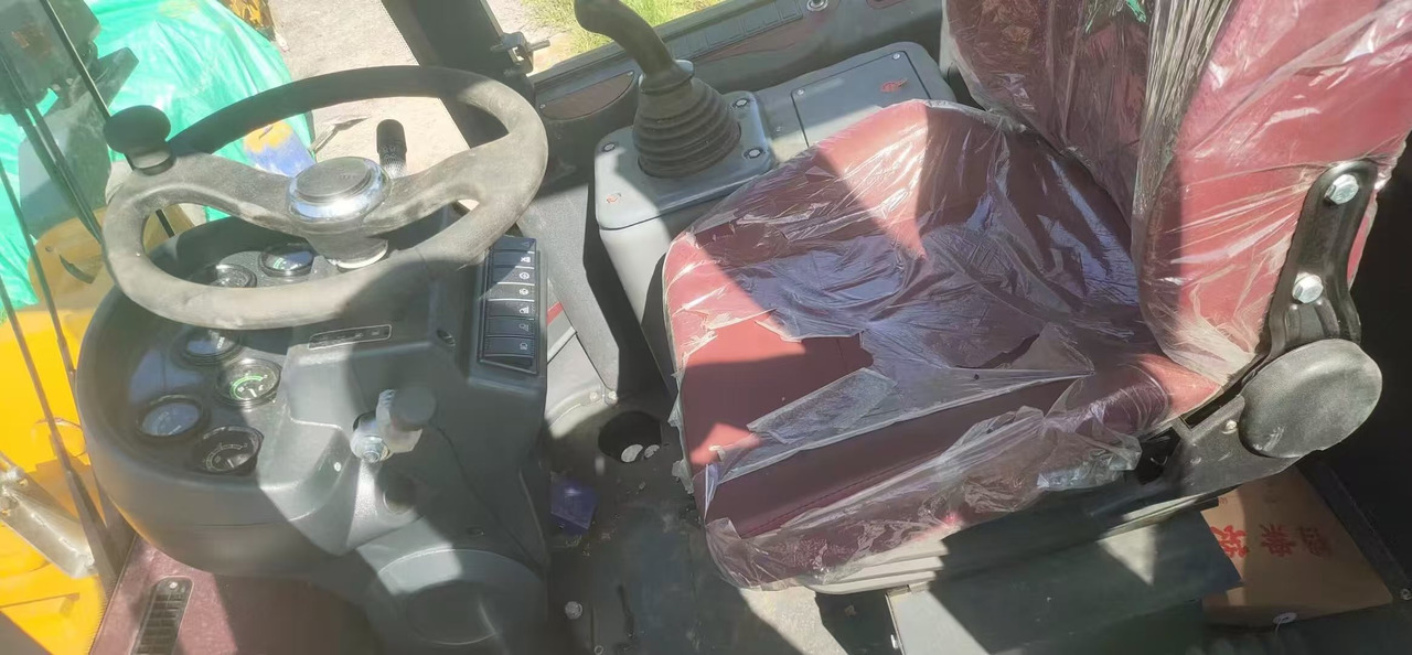 Kolesový nakladač LONKING 885: obrázok 13