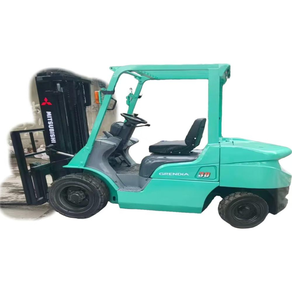MITSUBISHI 3-ton - Stĺpová plošina: obrázok 1 MITSUBISHI 3-ton - Stĺpová plošina: obrázok 1