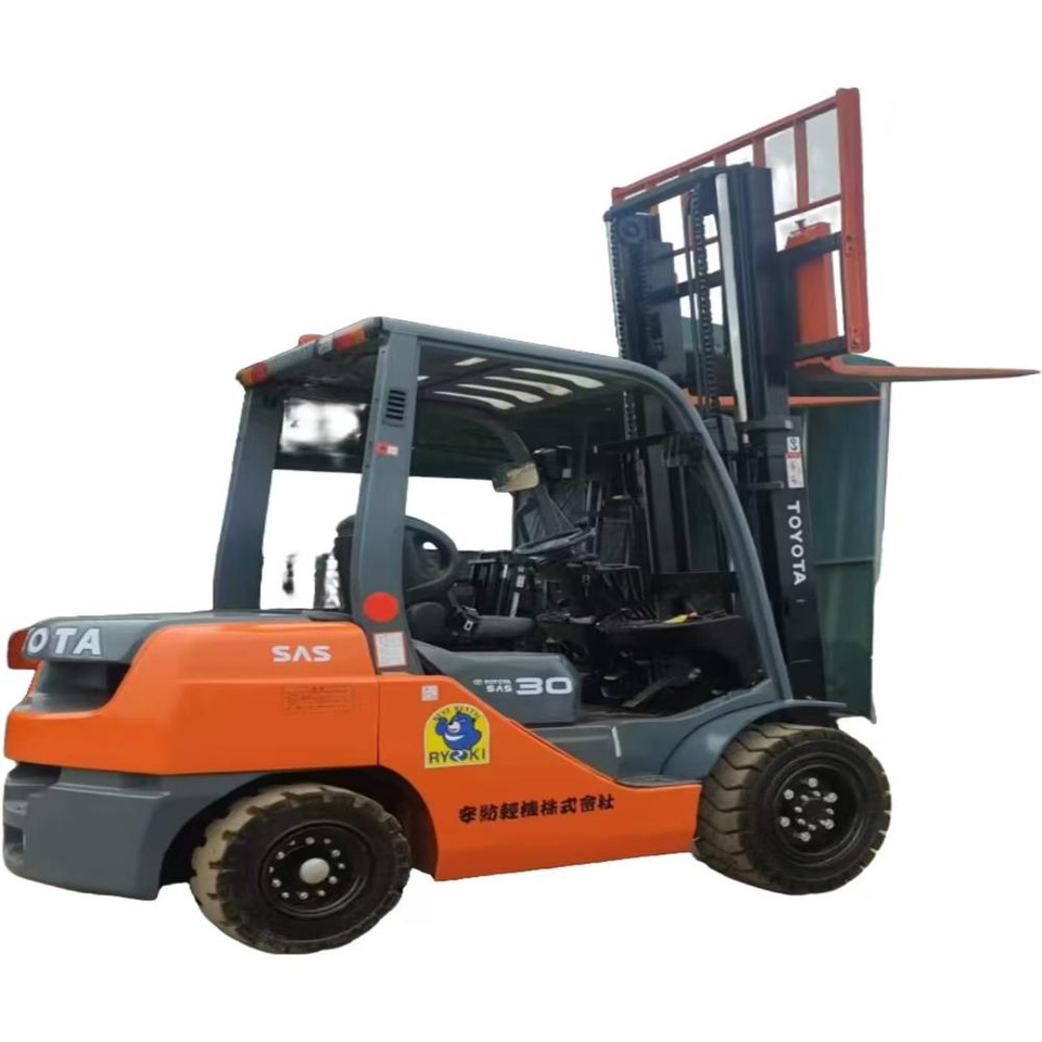 Toyata 3-ton - Stĺpová plošina: obrázok 1 Toyata 3-ton - Stĺpová plošina: obrázok 1