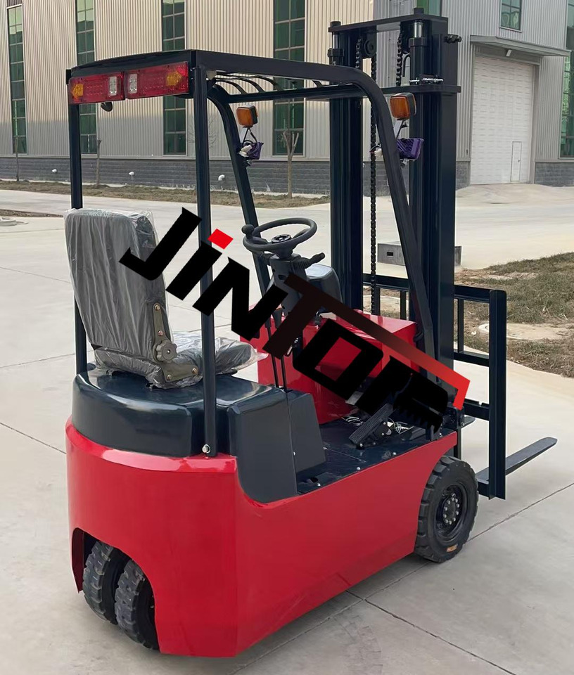 Three-Point Forklift - Vysokozdvižný vozík: obrázok 3 Three-Point Forklift - Vysokozdvižný vozík: obrázok 3