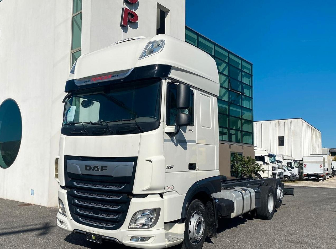 DAF XF 480 FT FULL PNEUMATIC 2019 - Podvozek s kabinou: obrázok 2 DAF XF 480 FT FULL PNEUMATIC 2019 - Podvozek s kabinou: obrázok 2