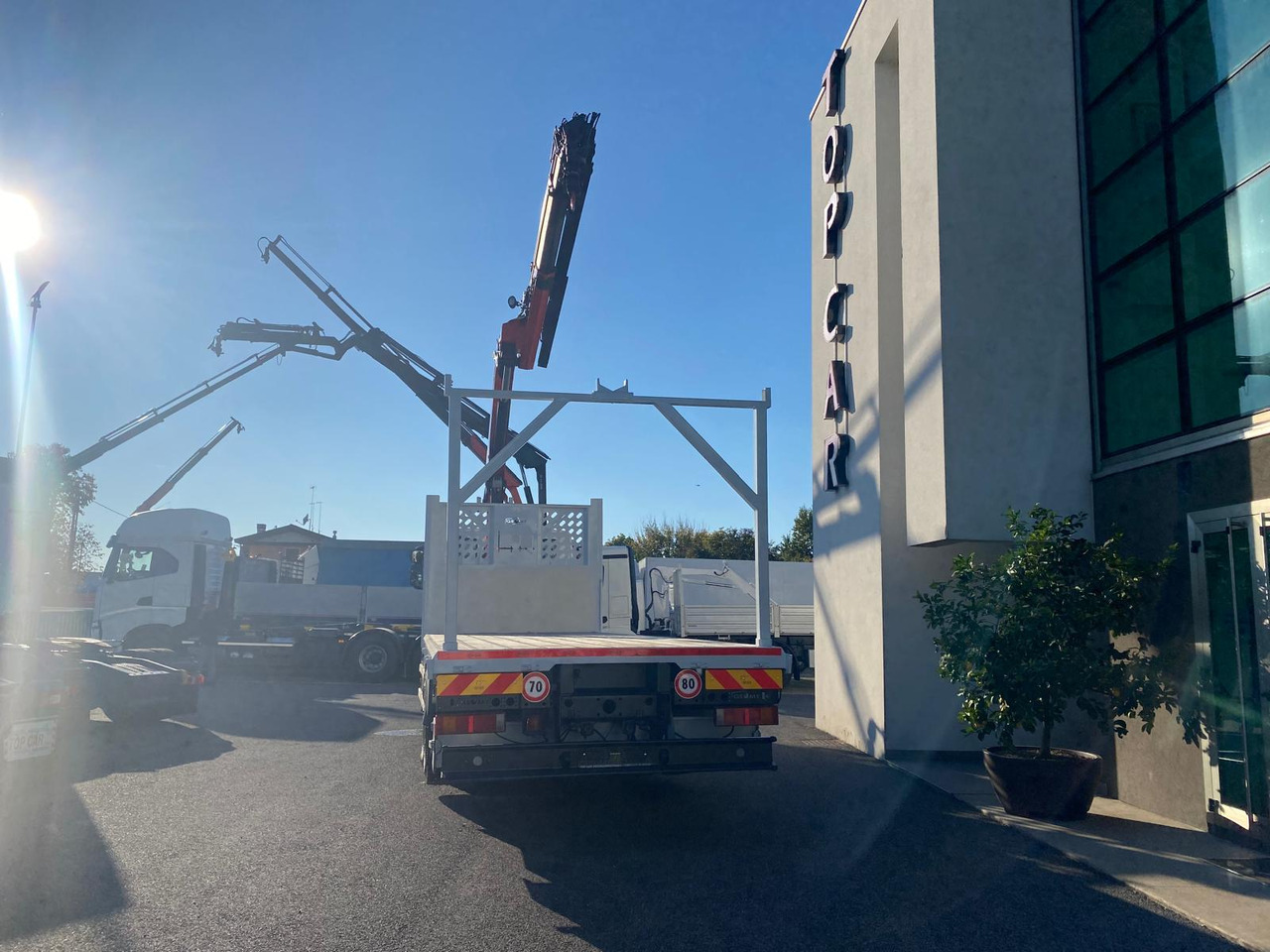 IVECO AD260S36 - Auto s hydraulickou rukou: obrázok 5 IVECO AD260S36 - Auto s hydraulickou rukou: obrázok 5