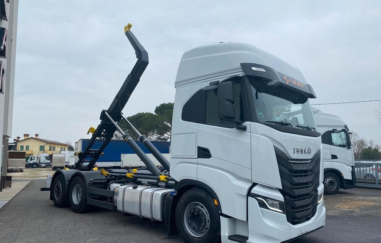 IVECO S-WAY 480 SCARRABILE FULL PNEUMATIC EURO 6 - Hákový nosič kontajnerov: obrázok 3 IVECO S-WAY 480 SCARRABILE FULL PNEUMATIC EURO 6 - Hákový nosič kontajnerov: obrázok 3