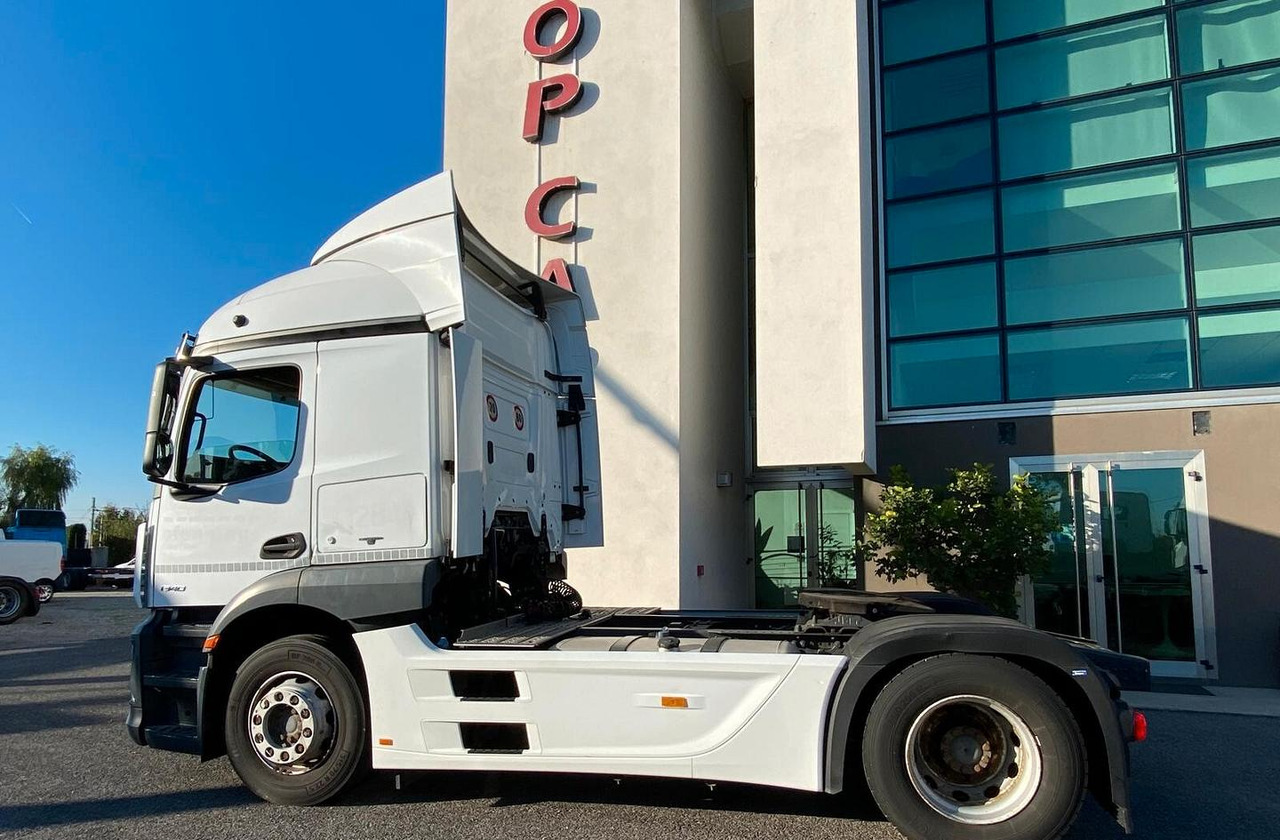 MERCEDES ACTROS 18.40 TRATTORE STRADALE EURO 6 - Ťahač: obrázok 3 MERCEDES ACTROS 18.40 TRATTORE STRADALE EURO 6 - Ťahač: obrázok 3