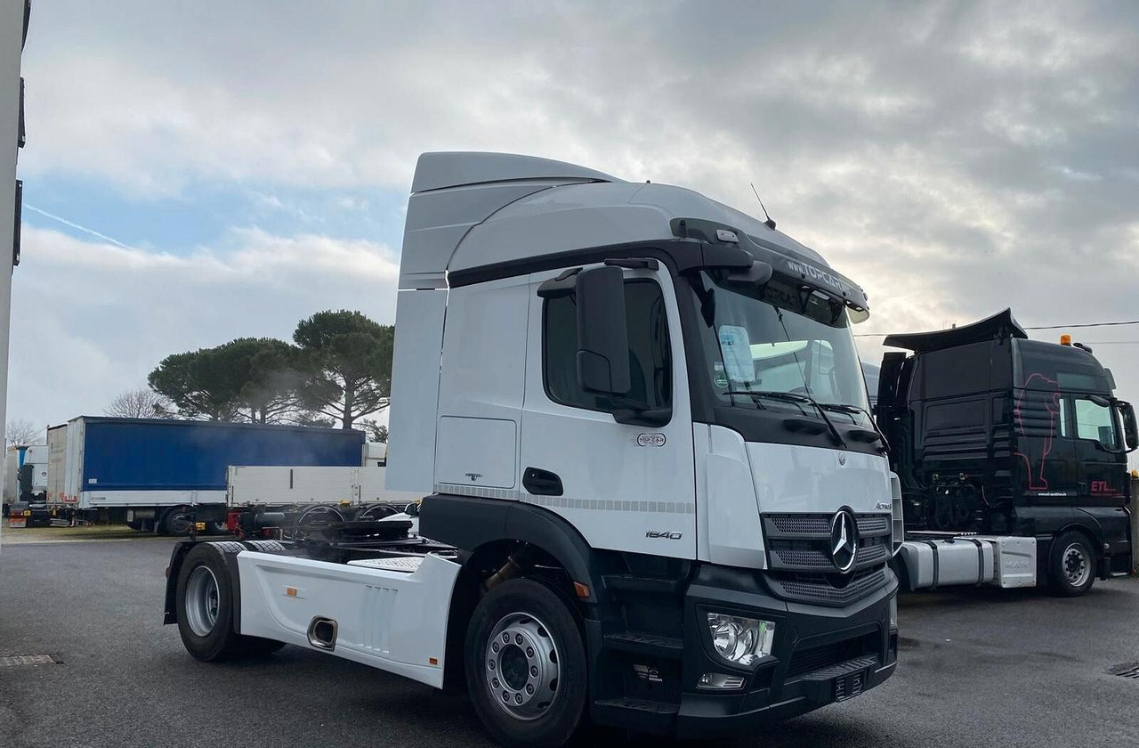 MERCEDES ACTROS 18.40 TRATTORE STRADALE EURO 6 - Ťahač: obrázok 2 MERCEDES ACTROS 18.40 TRATTORE STRADALE EURO 6 - Ťahač: obrázok 2