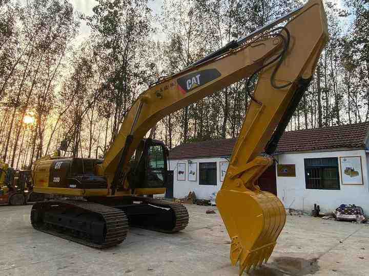 CAT320D Second Hand Excavator , Original Japan CAT Excavator , CAT 320D 320C 320B Digger - Pásové rýpadlo: obrázok 2 CAT320D Second Hand Excavator , Original Japan CAT Excavator , CAT 320D 320C 320B Digger - Pásové rýpadlo: obrázok 2