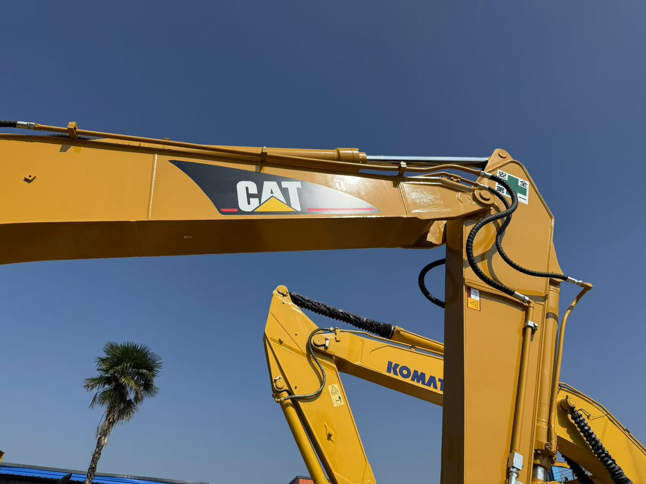 Pásové rýpadlo CATERPILLAR CAT320CL excavator in stock for sale: obrázok 8