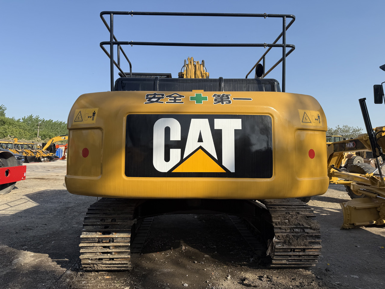 CATERPILLAR Good Condition Used CAT Excavator Japan 330D Original Used Excavator Cat 330D in Stock - Pásové rýpadlo: obrázok 3 CATERPILLAR Good Condition Used CAT Excavator Japan 330D Original Used Excavator Cat 330D in Stock - Pásové rýpadlo: obrázok 3