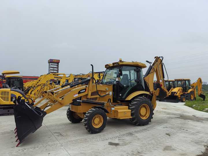 Cheap Prices Good Condition High Performance CAT 420F Used Backhoe Loader for Sale - Rýpadlo-nakladač: obrázok 3 Cheap Prices Good Condition High Performance CAT 420F Used Backhoe Loader for Sale - Rýpadlo-nakladač: obrázok 3
