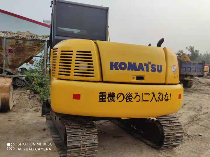 Cheap Used Komatsu PC70 Crawler Excavator with High Efficiency Used Heavy Machinery Komatsu P70 Digger Cheap for Sale - Pásové rýpadlo: obrázok 4 Cheap Used Komatsu PC70 Crawler Excavator with High Efficiency Used Heavy Machinery Komatsu P70 Digger Cheap for Sale - Pásové rýpadlo: obrázok 4