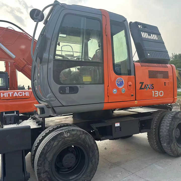 Hot Sale! Used Hitachi ZX130 Wheel Excavator |Excellent Condition| Best Price | Perfect for Construction & Road Projects - Kolesové rýpadlo: obrázok 1 Hot Sale! Used Hitachi ZX130 Wheel Excavator |Excellent Condition| Best Price | Perfect for Construction & Road Projects - Kolesové rýpadlo: obrázok 1