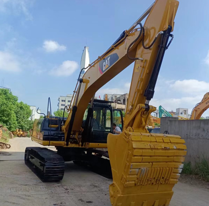 Original CAT 320D Used Excavators Machine CAT 320D 320B Crawler Excavator 20tons Construction Machinery Price - Pásové rýpadlo: obrázok 1 Original CAT 320D Used Excavators Machine CAT 320D 320B Crawler Excavator 20tons Construction Machinery Price - Pásové rýpadlo: obrázok 1