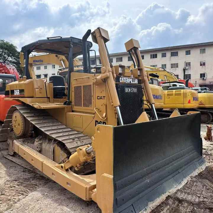 Original Caterpillar D6r Bulldozer Used Caterpillar D5 D6 D7 Bulldozer on Sale High Quality Caterpillar D6r Bulldozer - Buldozér: obrázok 5 Original Caterpillar D6r Bulldozer Used Caterpillar D5 D6 D7 Bulldozer on Sale High Quality Caterpillar D6r Bulldozer - Buldozér: obrázok 5