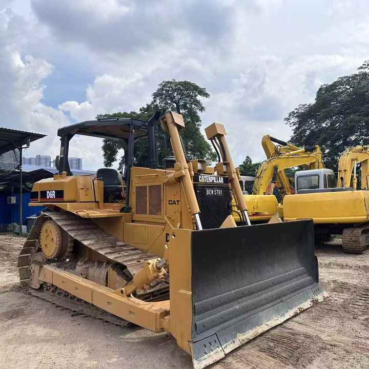 Original Caterpillar D6r Bulldozer Used Caterpillar D5 D6 D7 Bulldozer on Sale High Quality Caterpillar D6r Bulldozer - Buldozér: obrázok 4 Original Caterpillar D6r Bulldozer Used Caterpillar D5 D6 D7 Bulldozer on Sale High Quality Caterpillar D6r Bulldozer - Buldozér: obrázok 4