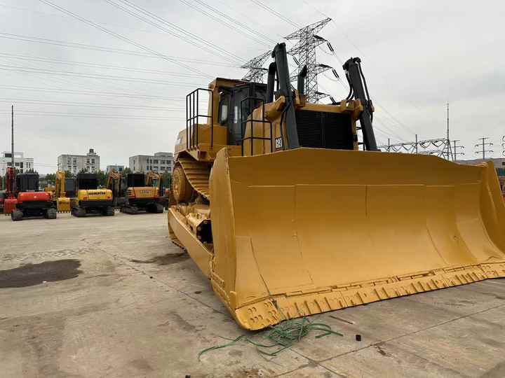 Used CAT D10R New Model Bulldozer Second Hand Machine Popular Brand Cat Hydraulic Machinery - Buldozér: obrázok 5 Used CAT D10R New Model Bulldozer Second Hand Machine Popular Brand Cat Hydraulic Machinery - Buldozér: obrázok 5