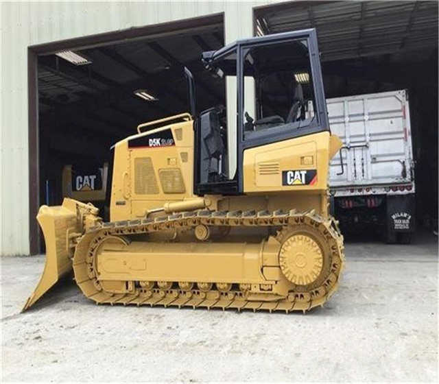 Used Cat D5k D5g D5 D5m D5h Crawler Bulldozer , CAT Bulldozer with Ripper , Original Cat Bulldozers - Buldozér: obrázok 2 Used Cat D5k D5g D5 D5m D5h Crawler Bulldozer , CAT Bulldozer with Ripper , Original Cat Bulldozers - Buldozér: obrázok 2