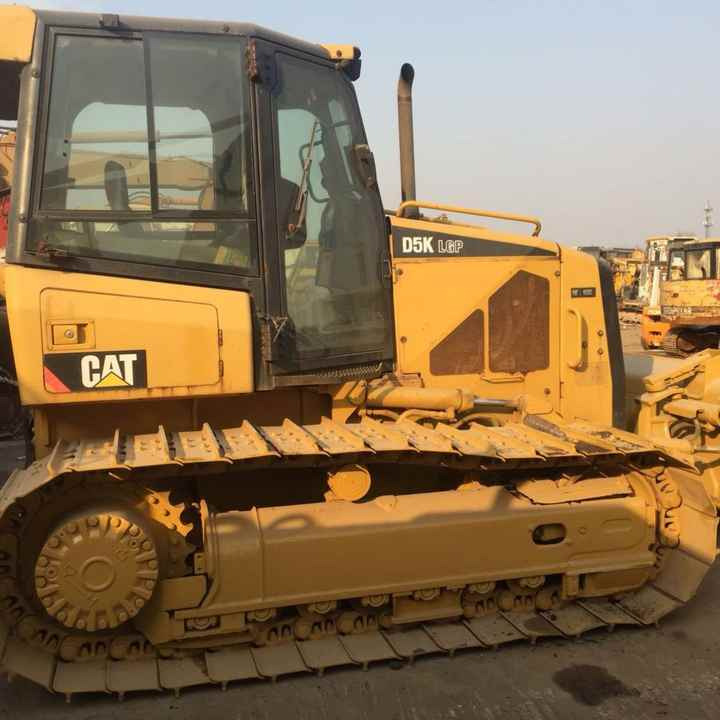 Used Cat Mini Bulldozer D5k D5 D5g Cat Dozers - Buldozér: obrázok 1 Used Cat Mini Bulldozer D5k D5 D5g Cat Dozers - Buldozér: obrázok 1