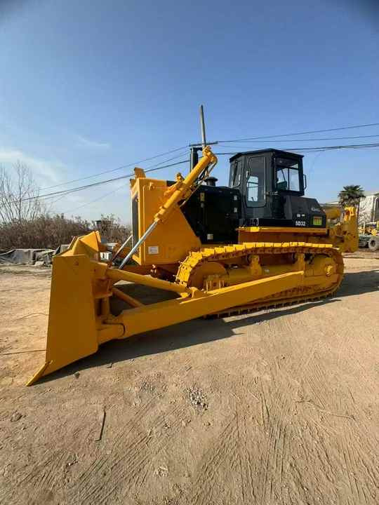 Used ShanTui brand sd32 Used Bulldozer SD22 SD32 Sd16 Earth-Moving Machinery Crawler Bulldozer for Promotion Sale cheap price - Buldozér: obrázok 2 Used ShanTui brand sd32 Used Bulldozer SD22 SD32 Sd16 Earth-Moving Machinery Crawler Bulldozer for Promotion Sale cheap price - Buldozér: obrázok 2