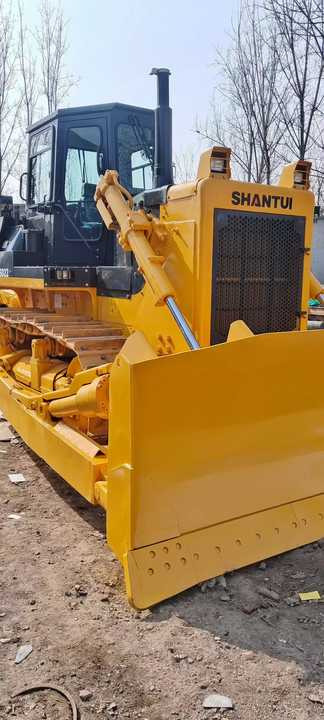 Used Shantui SD22 New Model Bulldozer Second Hand Machine Popular Brand Shantui Hydraulic Machinery - Buldozér: obrázok 5 Used Shantui SD22 New Model Bulldozer Second Hand Machine Popular Brand Shantui Hydraulic Machinery - Buldozér: obrázok 5