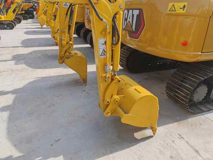 Used komatsu Mini Pc30 Mini 3tons Excavator komatsu Pc 30 35 40 55 Mini Digger in Stock for Sale - Pásové rýpadlo: obrázok 5 Used komatsu Mini Pc30 Mini 3tons Excavator komatsu Pc 30 35 40 55 Mini Digger in Stock for Sale - Pásové rýpadlo: obrázok 5
