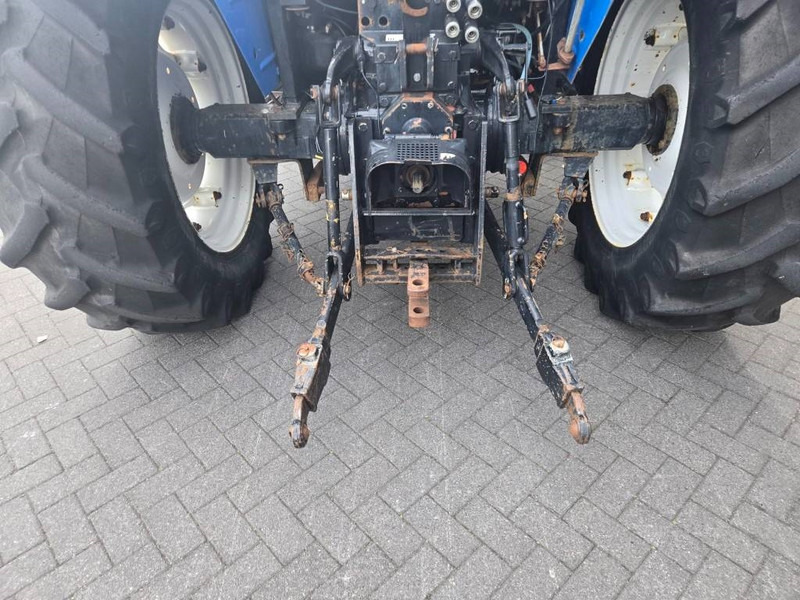 New Holland TL 90 A - Traktor: obrázok 5 New Holland TL 90 A - Traktor: obrázok 5