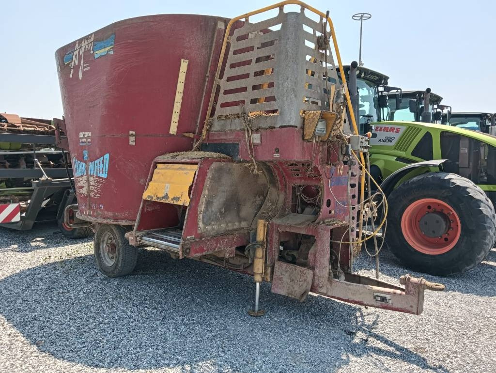 AGM W14 MC - Kŕmny voz: obrázok 1 AGM W14 MC - Kŕmny voz: obrázok 1