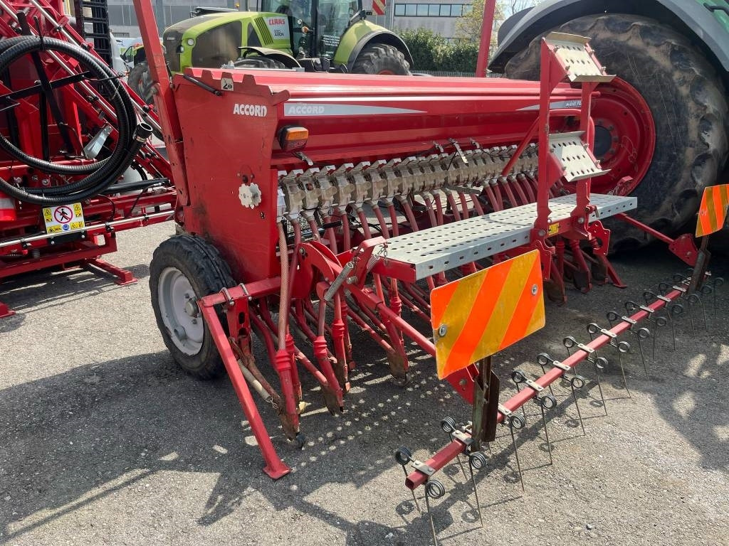 Accord M DRILL PRO - Přesný sejací stroj: obrázok 1 Accord M DRILL PRO - Přesný sejací stroj: obrázok 1