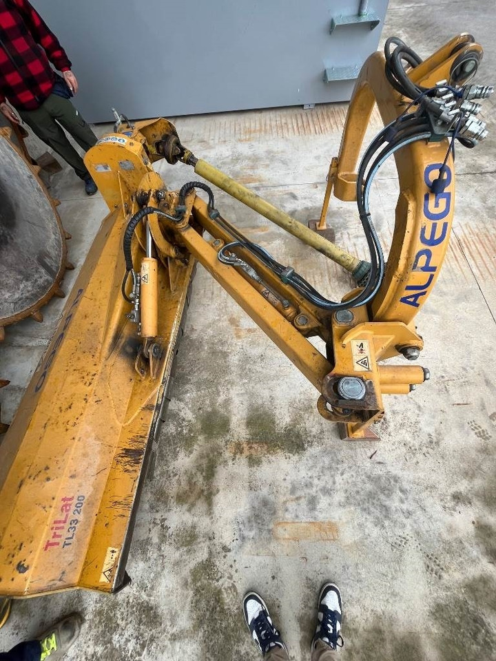 Alpego TL33 200 - Kladivkový mulčovač: obrázok 5 Alpego TL33 200 - Kladivkový mulčovač: obrázok 5