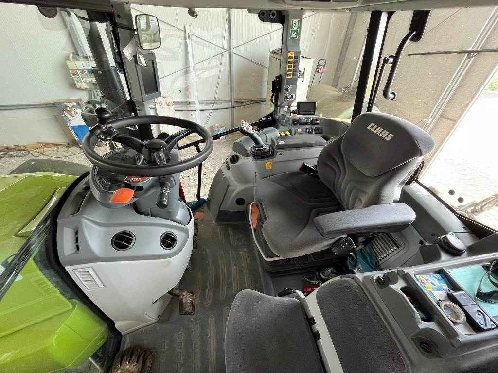 Claas Arion 440 - Traktor: obrázok 2 Claas Arion 440 - Traktor: obrázok 2