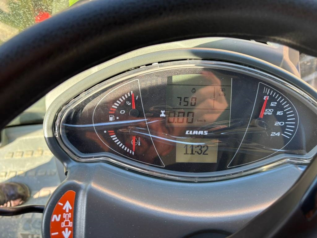 Claas Arion 450 - Traktor: obrázok 5 Claas Arion 450 - Traktor: obrázok 5