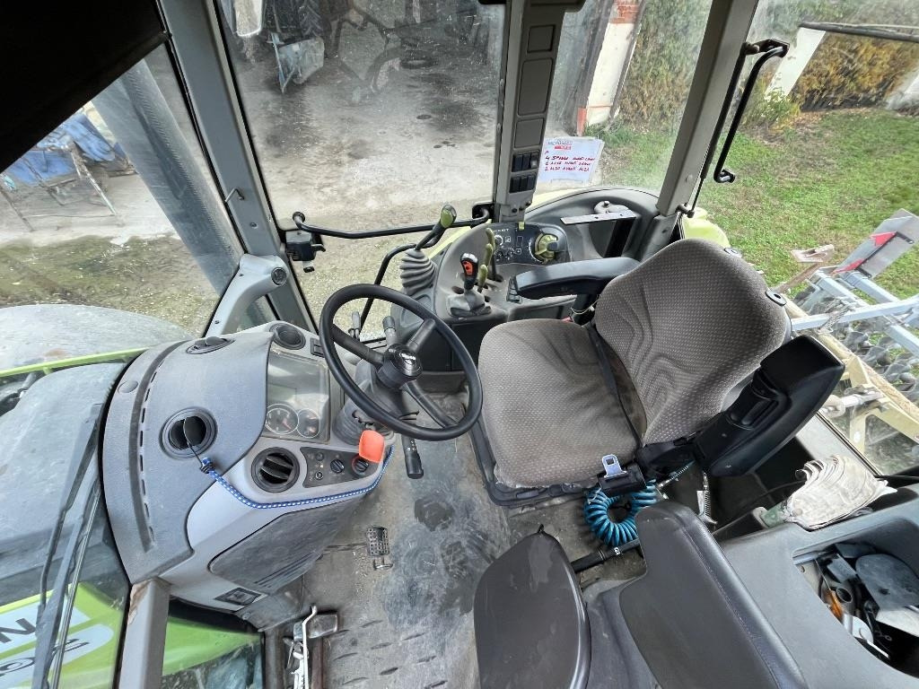 Claas Arion 610 C - Traktor: obrázok 5 Claas Arion 610 C - Traktor: obrázok 5