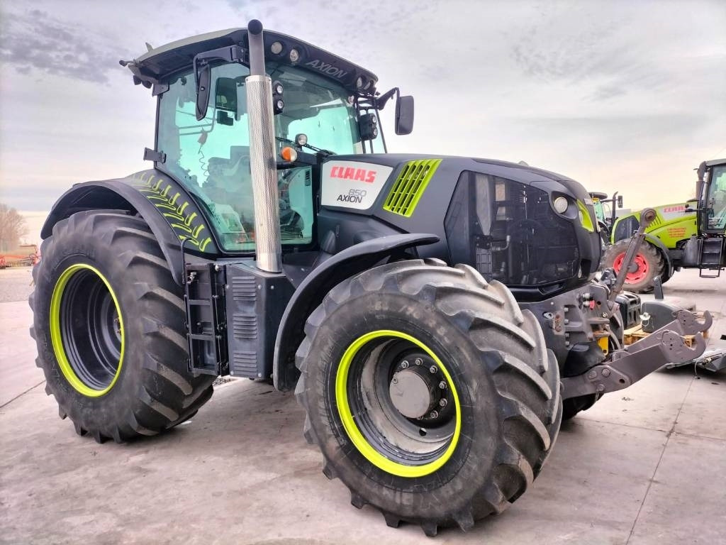 Claas Axion 810 - Traktor: obrázok 1 Claas Axion 810 - Traktor: obrázok 1