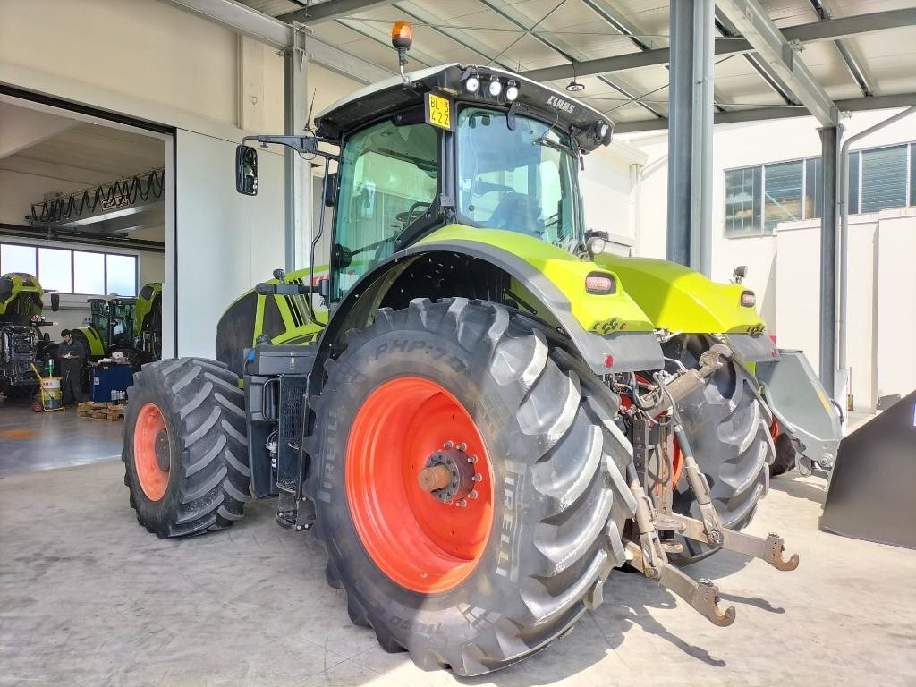 Claas Axion 950 Cmatic - Traktor: obrázok 4 Claas Axion 950 Cmatic - Traktor: obrázok 4