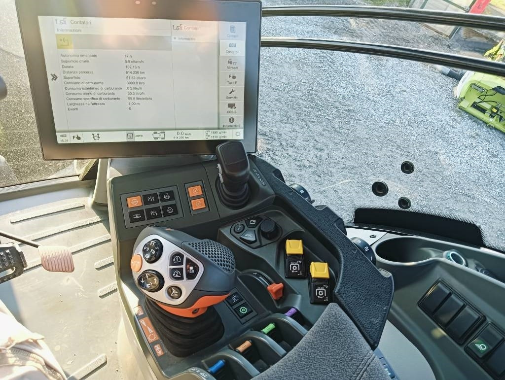 Claas Axion 960 Terra Trac - Traktor: obrázok 5 Claas Axion 960 Terra Trac - Traktor: obrázok 5