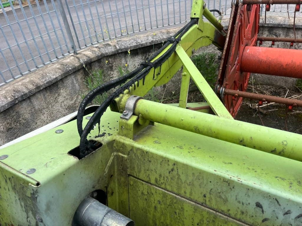 Claas C 600 - Příslušenstvo na kombajn: obrázok 4 Claas C 600 - Příslušenstvo na kombajn: obrázok 4