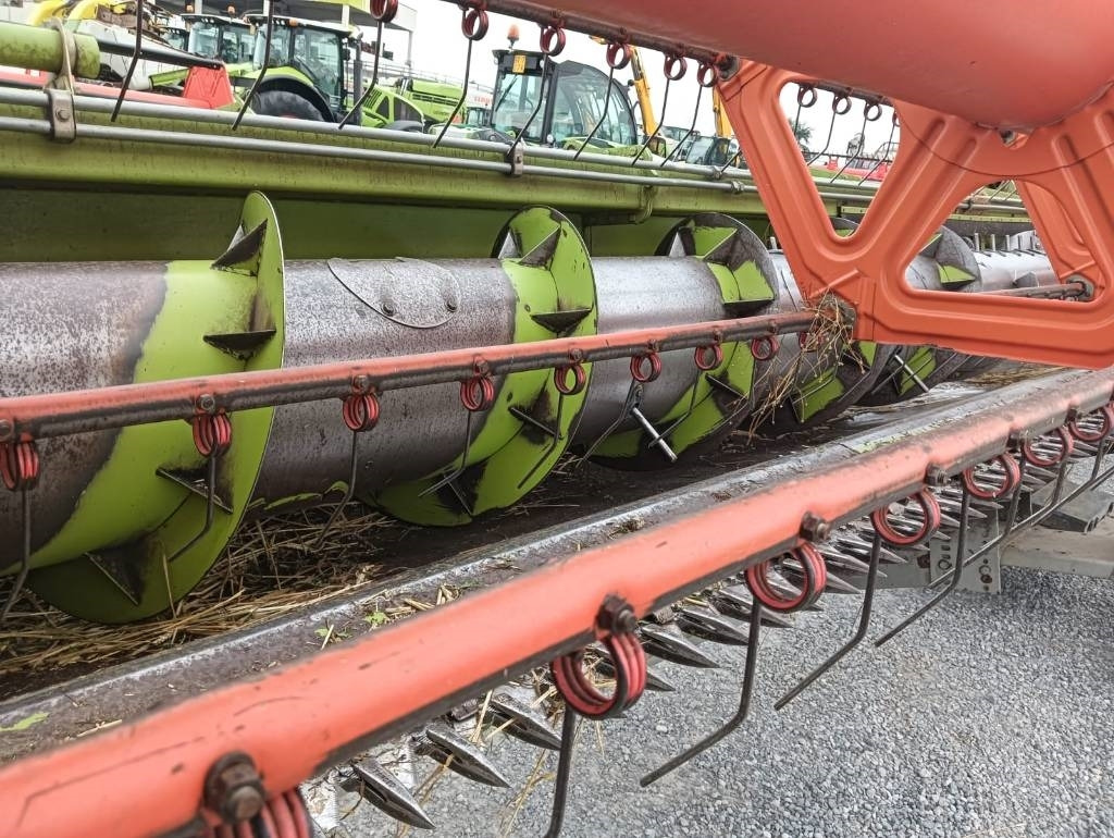 Claas C 750 - Příslušenstvo na kombajn: obrázok 2 Claas C 750 - Příslušenstvo na kombajn: obrázok 2