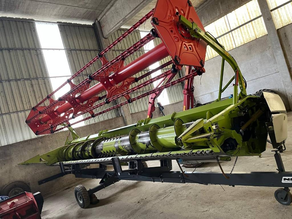 Claas CERIO 680 - Příslušenstvo na kombajn: obrázok 1 Claas CERIO 680 - Příslušenstvo na kombajn: obrázok 1