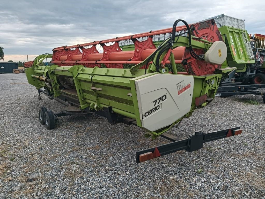 Claas CERIO 770 - Příslušenstvo na kombajn: obrázok 3 Claas CERIO 770 - Příslušenstvo na kombajn: obrázok 3