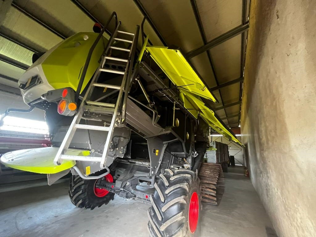 Claas LEXION 750 ACR - Obilný kombajn: obrázok 4 Claas LEXION 750 ACR - Obilný kombajn: obrázok 4