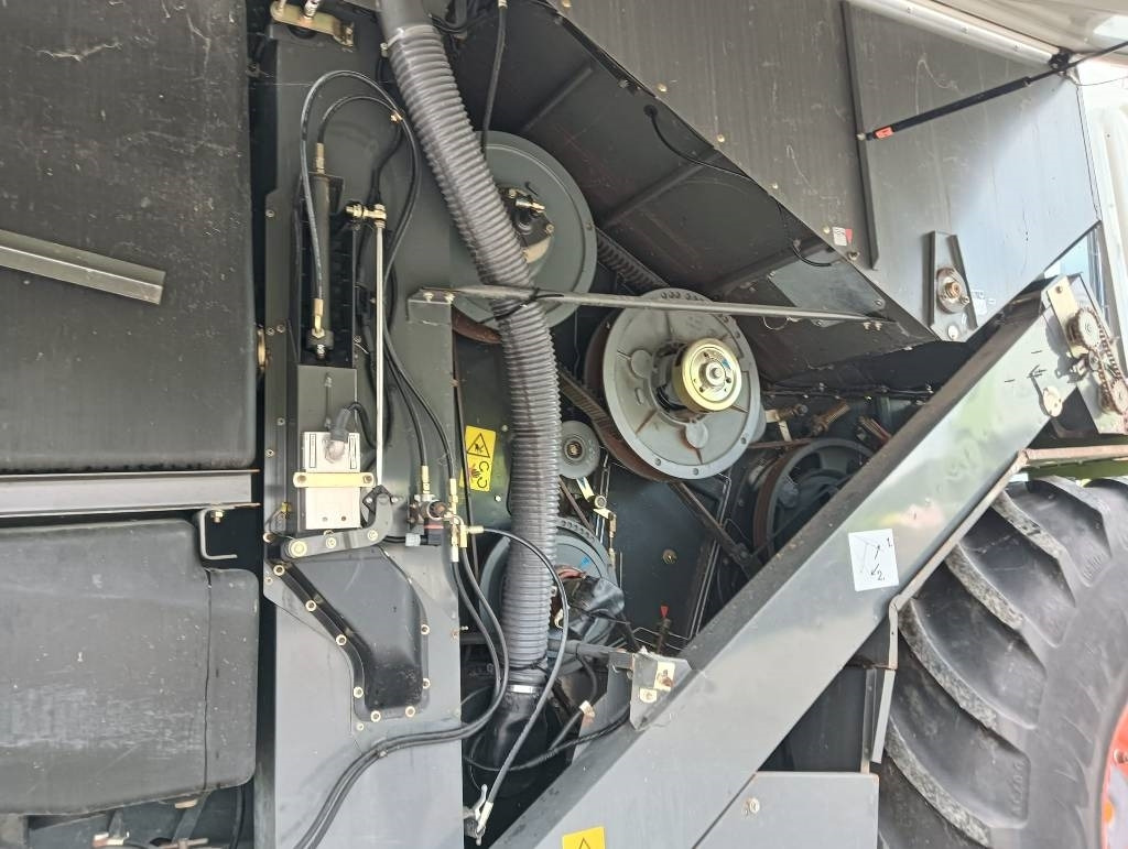 Obilný kombajn Claas Lexion 470: obrázok 13