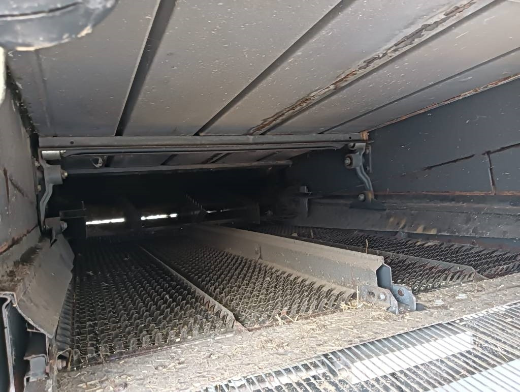 Obilný kombajn Claas Lexion 470: obrázok 15
