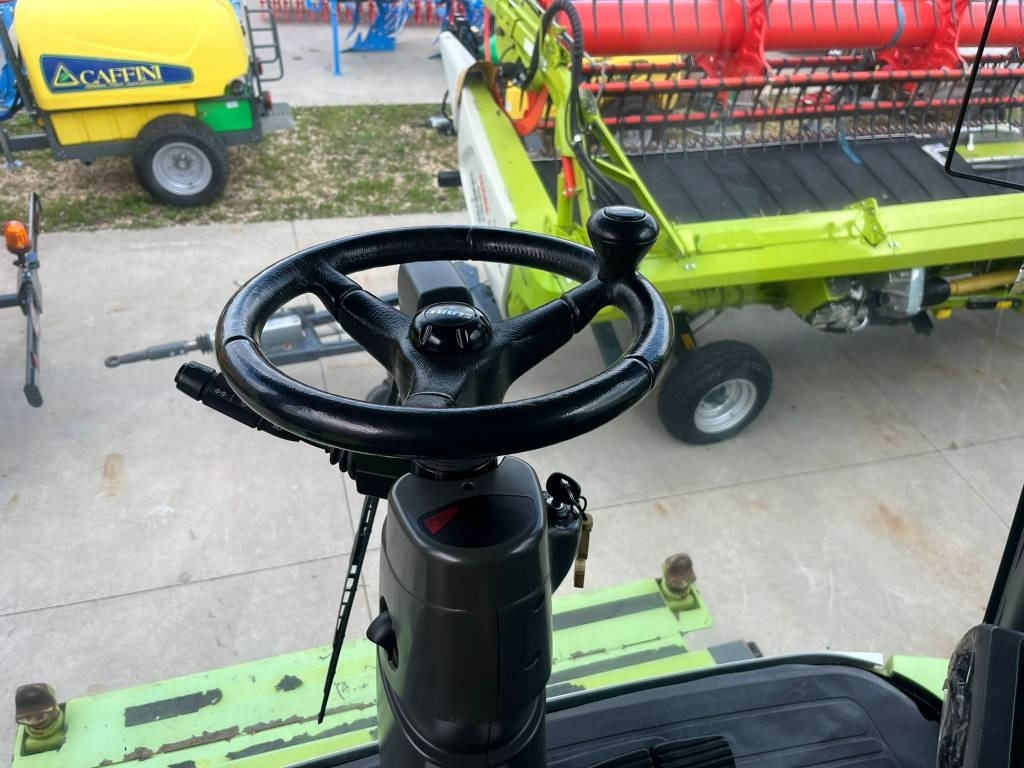 Claas Lexion 560 TT - Obilný kombajn: obrázok 3 Claas Lexion 560 TT - Obilný kombajn: obrázok 3